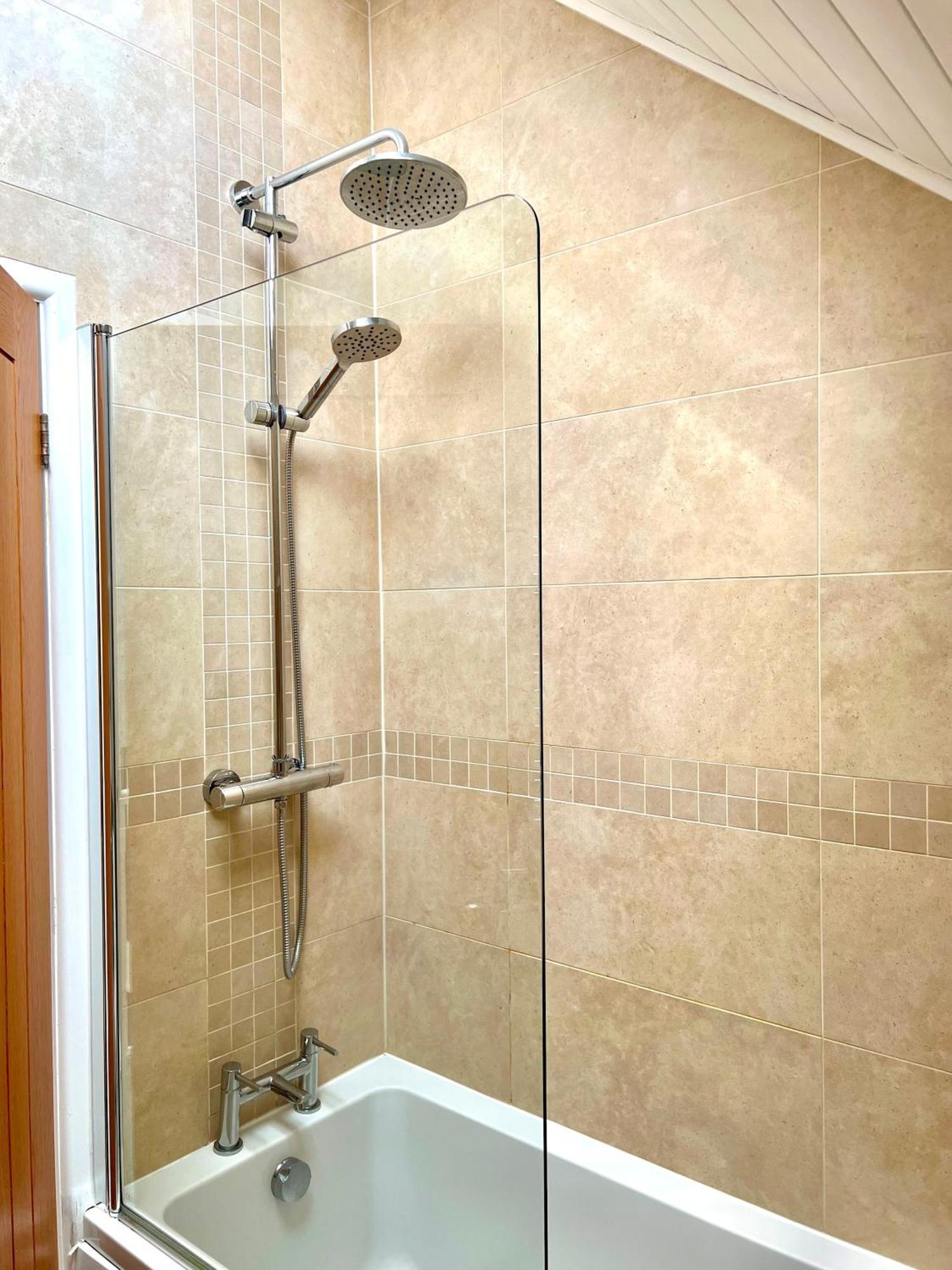 Nola Lodge Cirencester Εξωτερικό φωτογραφία