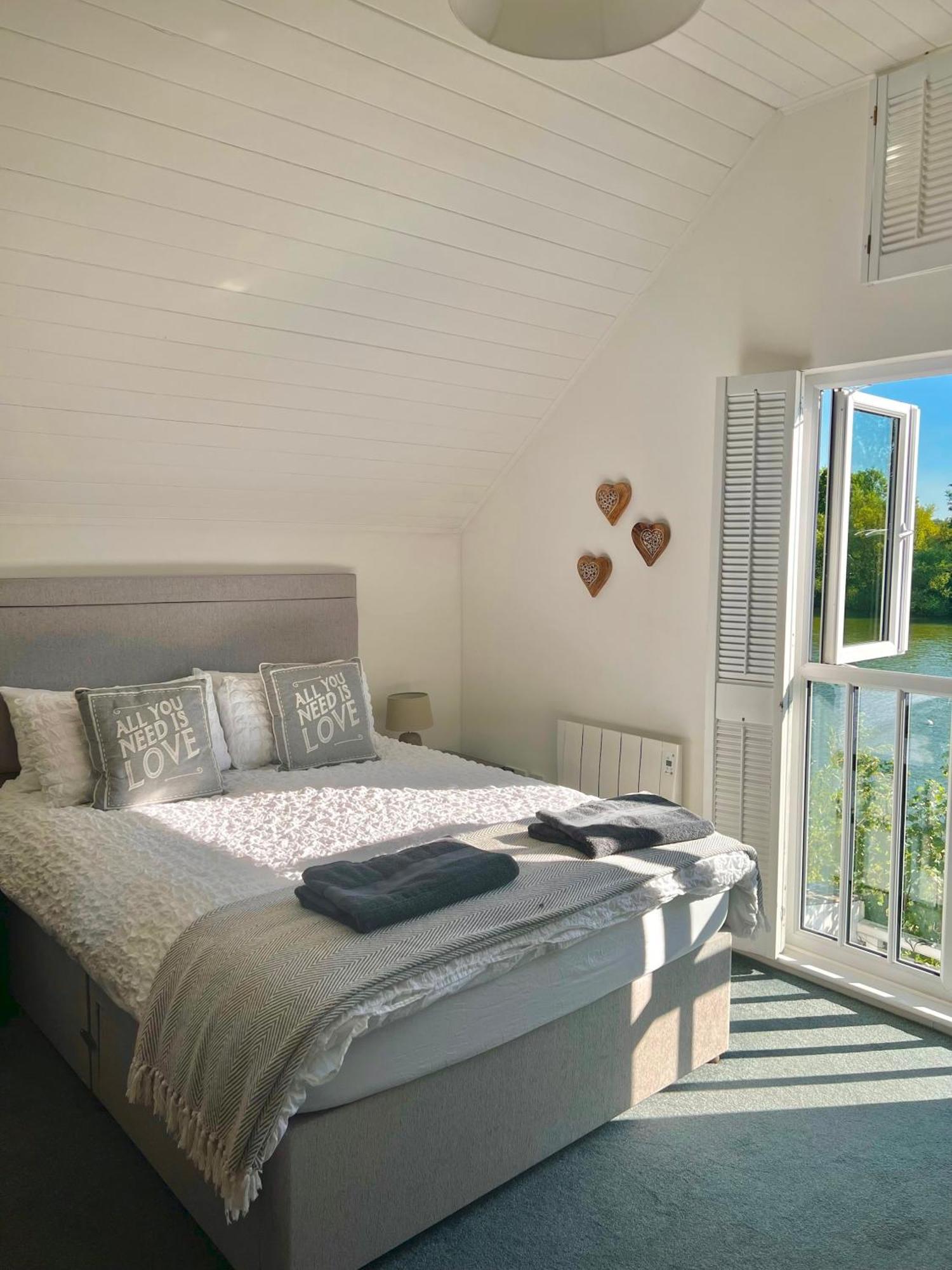 Nola Lodge Cirencester Εξωτερικό φωτογραφία